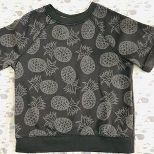 Gymboree teeshirt- 4T- pineapple print